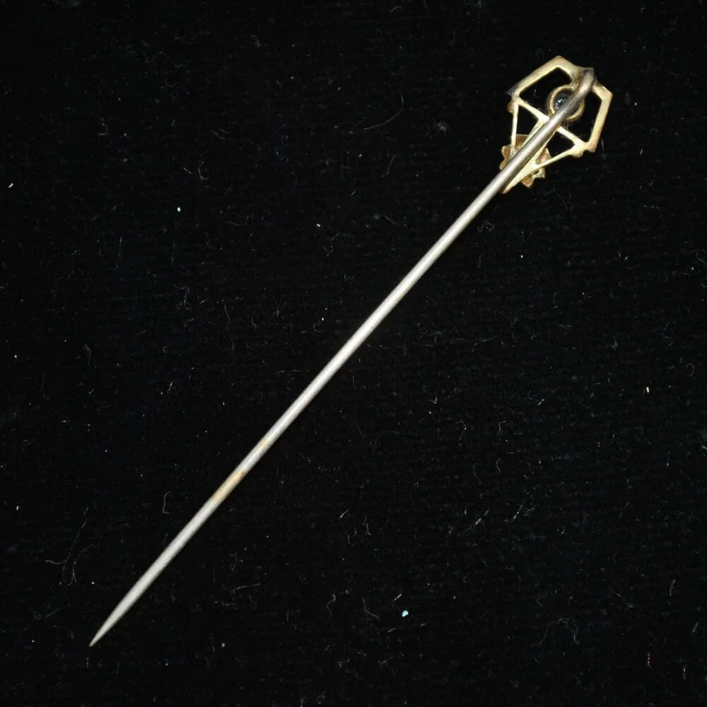 Antique Golden Edwardian Stick Pin with Paste Stone & Leaf